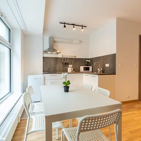 Brand New Two Room Apartment #26 With Free Secure Parking Close To Center Prague Exterior photo