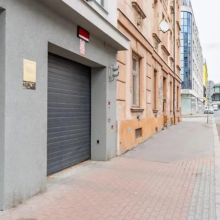 Brand New Two Room Apartment #26 With Free Secure Parking Close To Center Prague Exterior photo